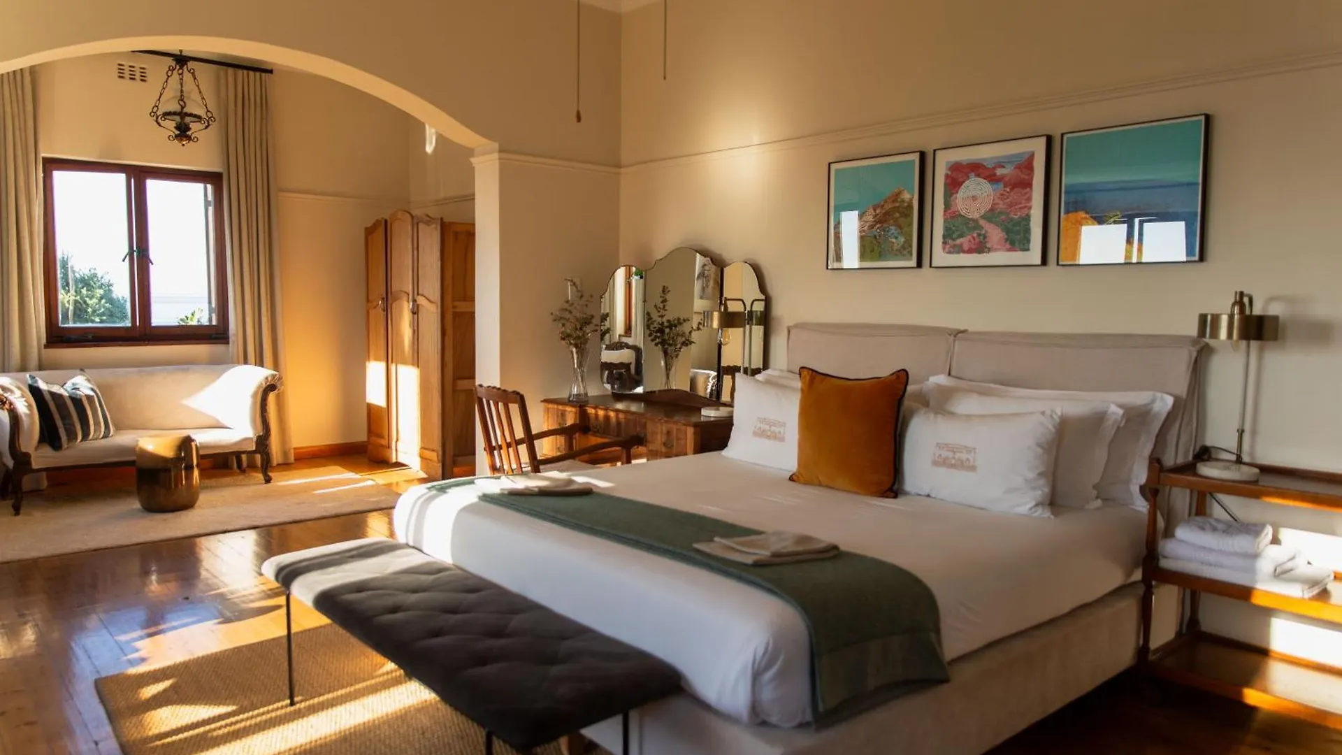 Sonnekus Boutique Hotel & Bistro Kalk Bay