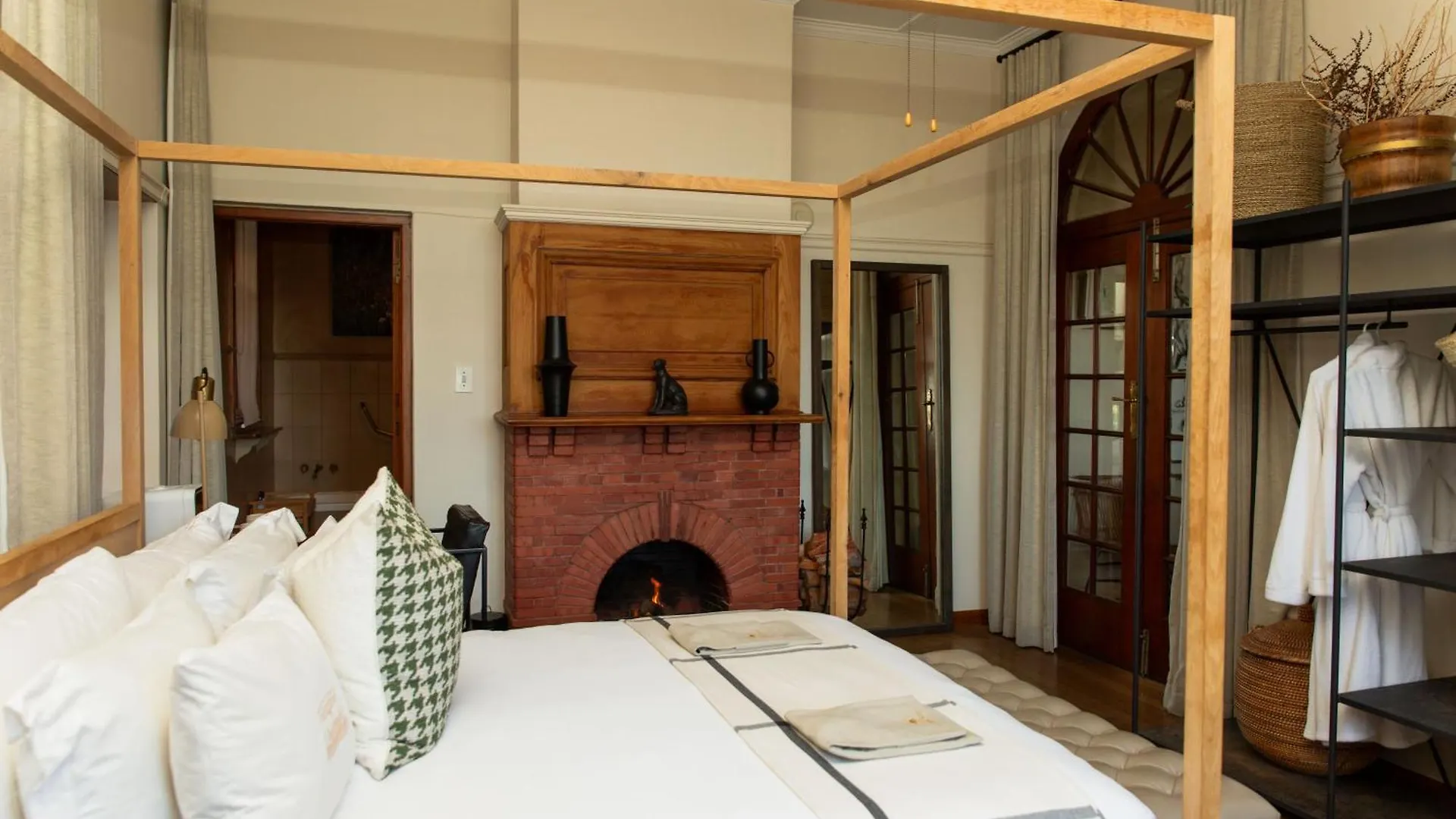 Gasthof Sonnekus Boutique Hotel & Bistro Kalk Bay Südafrika